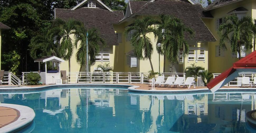 The View At Mystic Ridge Penthouse 78A Apartment Ocho Rios Bagian luar foto