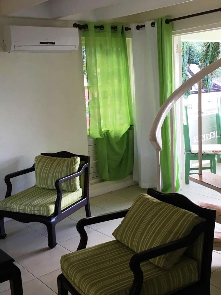 The View At Mystic Ridge Penthouse 78A Apartment Ocho Rios Ruang foto